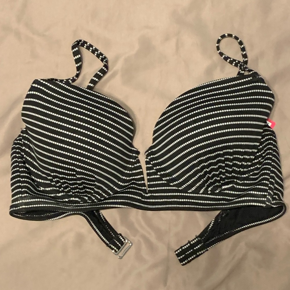 Bathing suit top